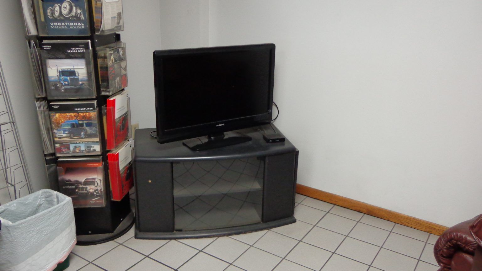 Forks Freightliner Parts and Service Center