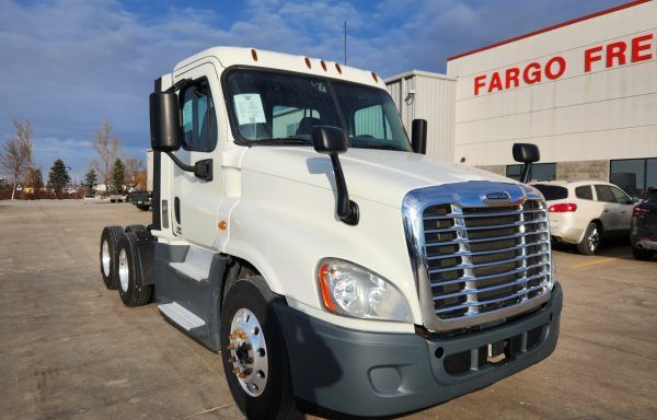 2018 Freightliner Cascadia 125 Day Cab #173956