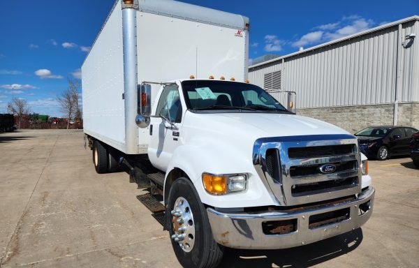 2012 Ford F650 24′ Van Body with Lift Gate #171174