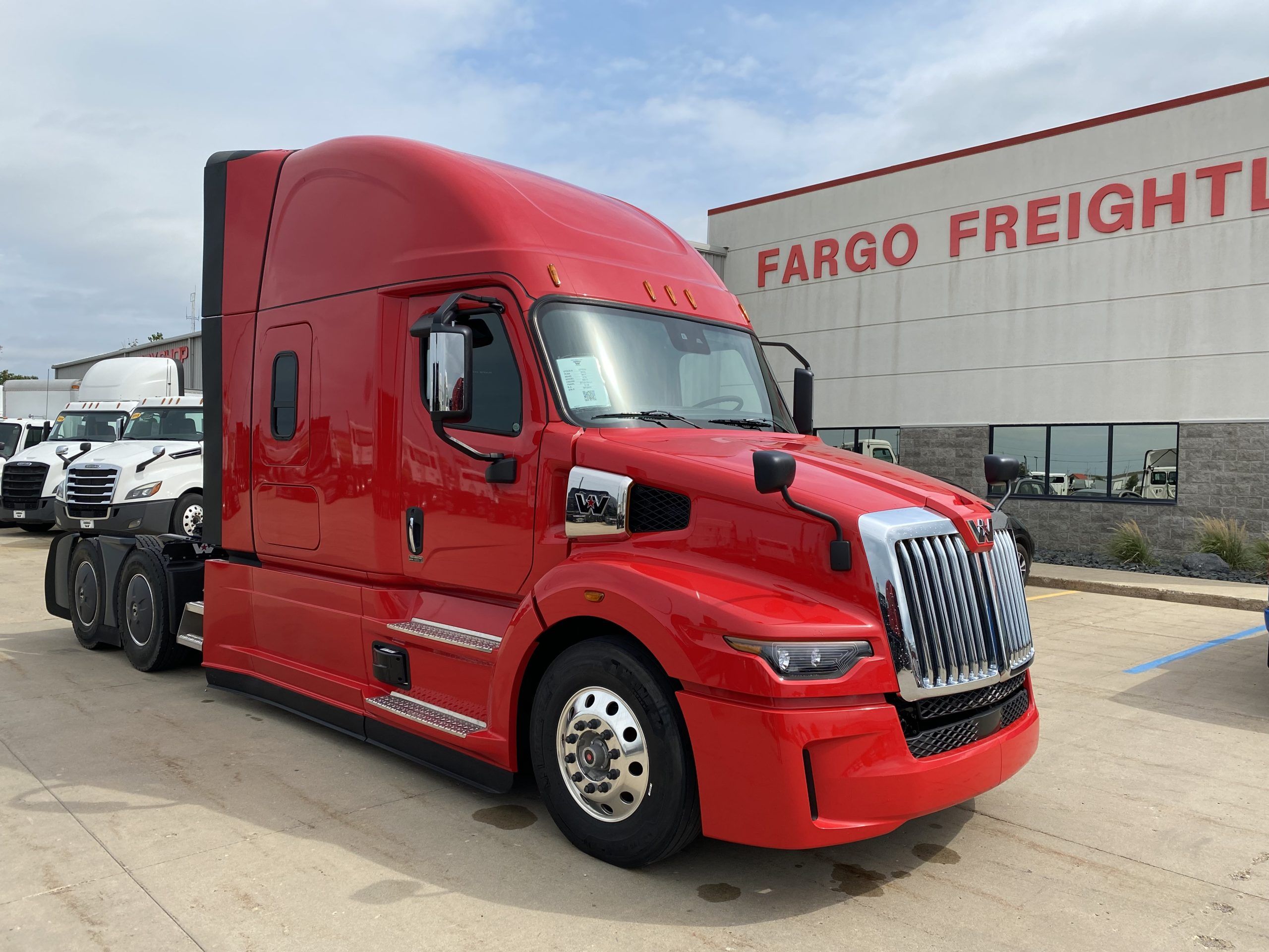 On-Highway - Fargo Freightliner