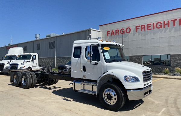 2026 Freightliner M2 106 – 177134