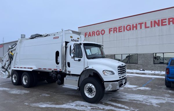 M2 106 Freightliner 2026 – 176291